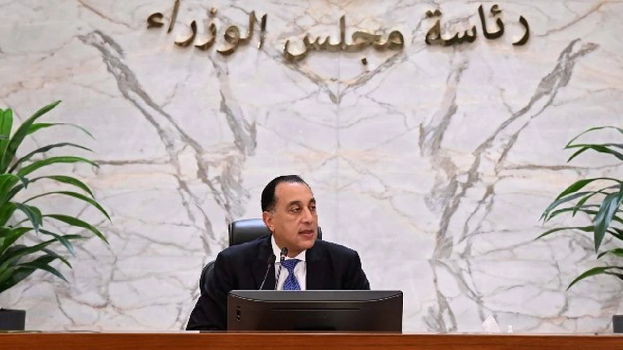 إجازة طويلة للموظفين بفعل قرار رئيس الوزراء الجديد